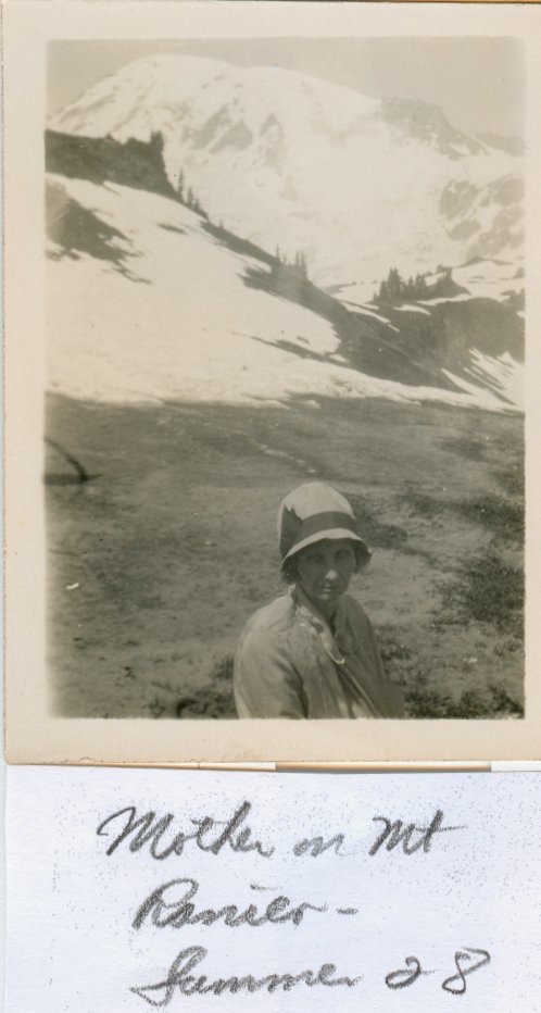 1928_Nettie_Garrett_Van_Sant_-_Mt_Rainer_1_normal.jpg (64238 bytes)